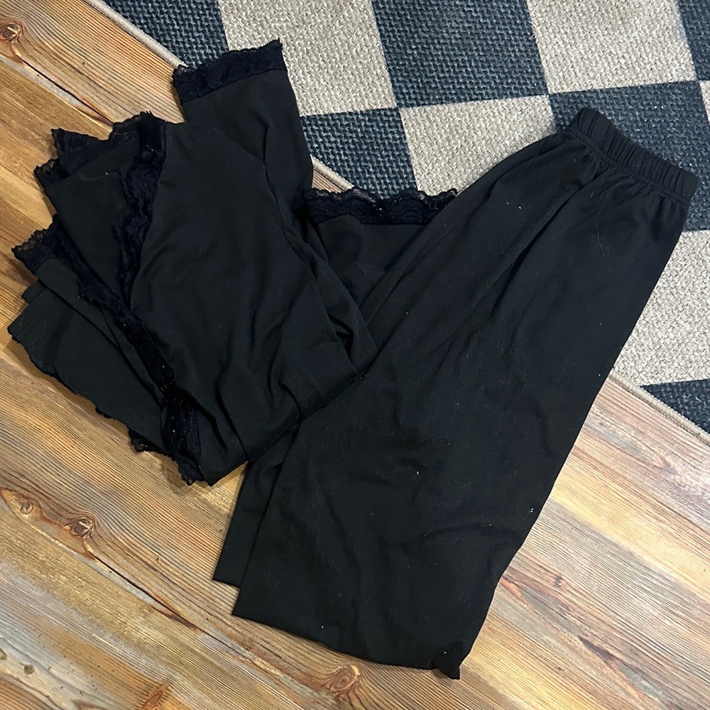 SHEIN Black Lace Trim Sleep Set - Top & Pants